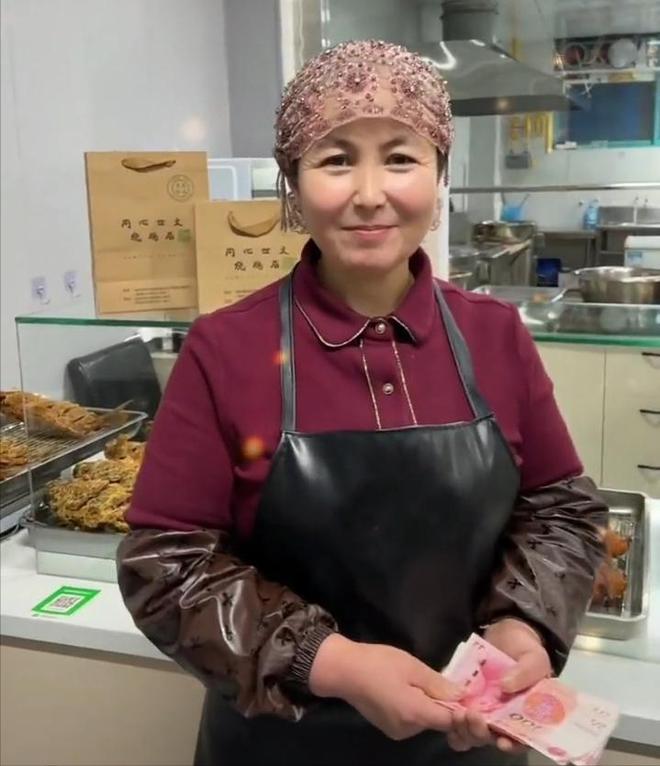 逃生后续来了！网友表示：这嘉奖是不是低了凯发k8国际首页登录地震中高中生背起同学(图8)